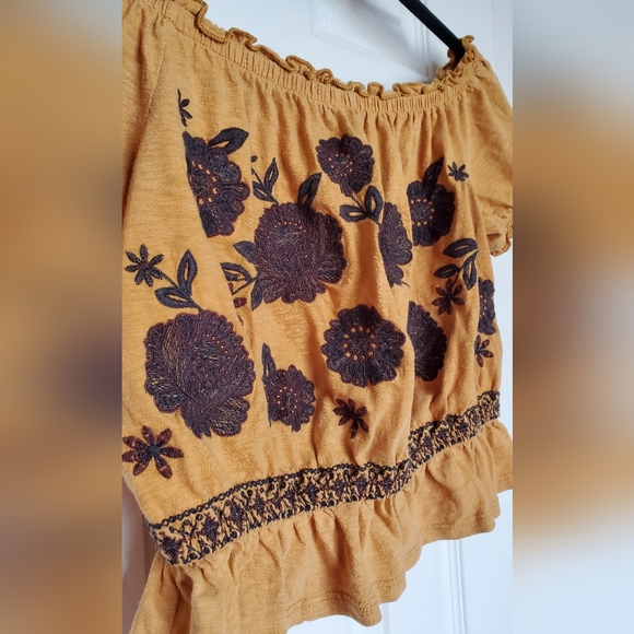 American Eagle Boho Floral Embroidery Mustard Crop Top Blouse - Picture 5 of 5